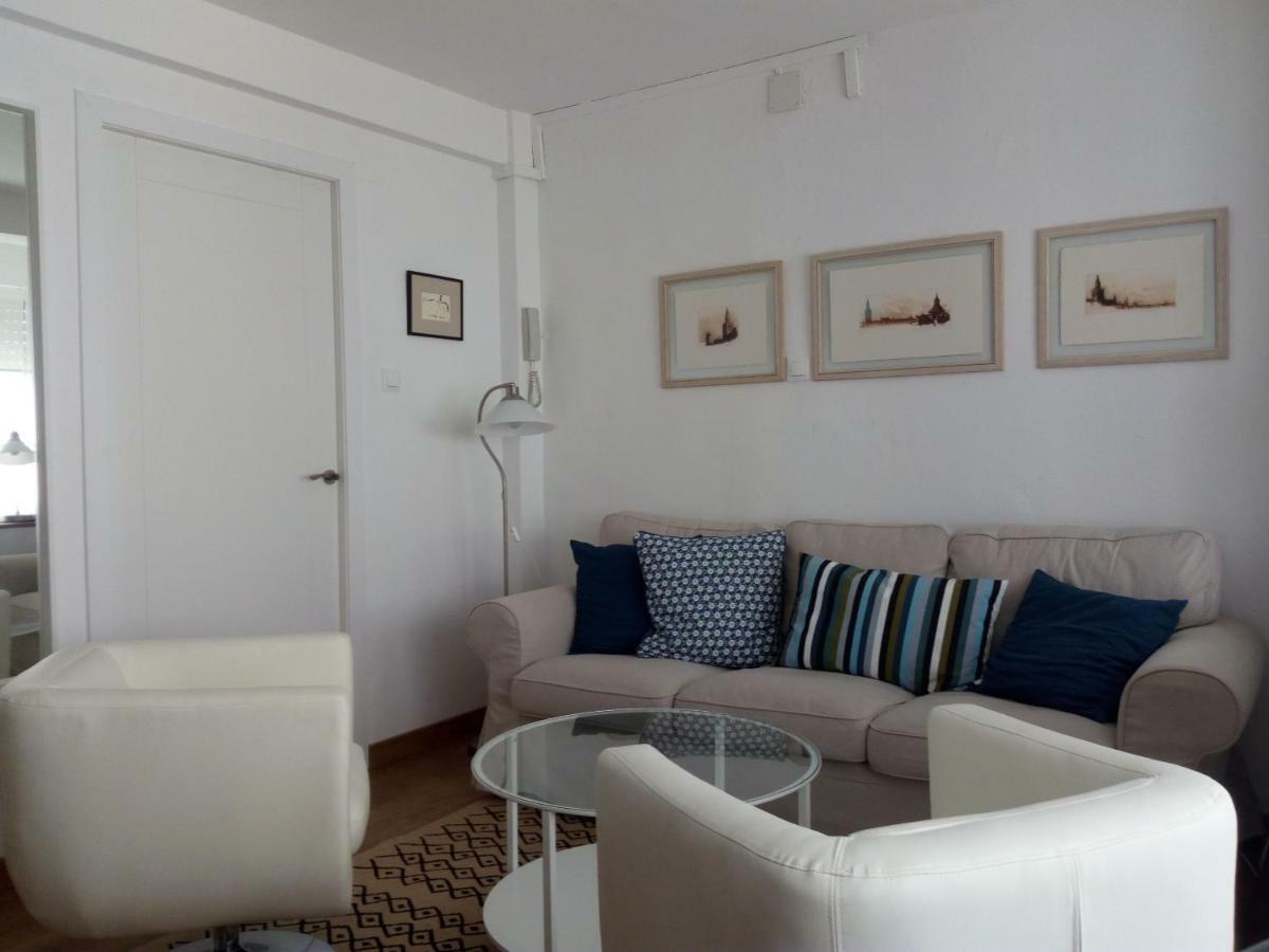 Apartment Triana To Sevilla Bagian luar foto