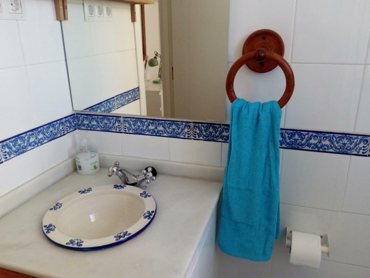 Apartment Triana To Sevilla Bagian luar foto