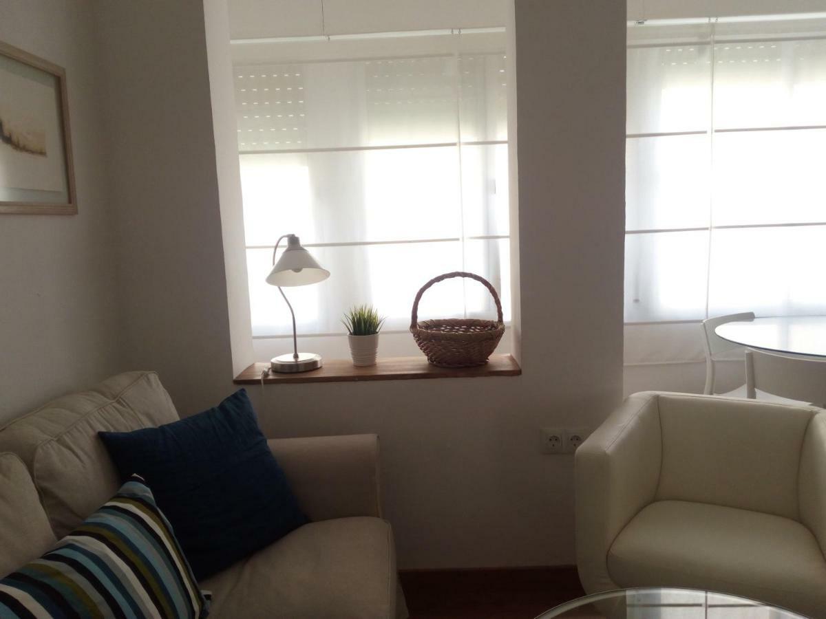Apartment Triana To Sevilla Bagian luar foto